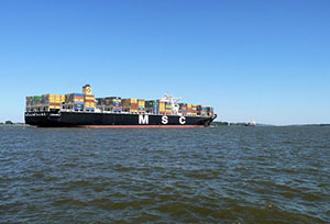 porte-conteneurs-containers-navire-bateau-ocean-02