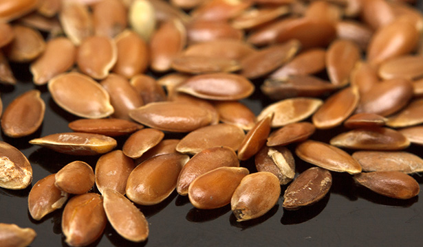 Comment moudre les graines de lin en poudre ? – L'île aux épices