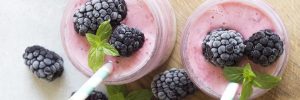 Recette de smoothie détox aux cranberries et mûres